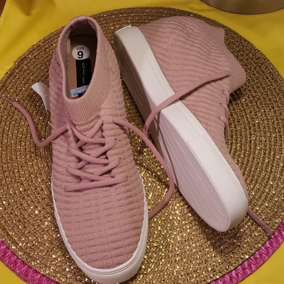 Steven By Steve Madden Shoes - Blush Sock Wedge Sneakers by Steven sz 9